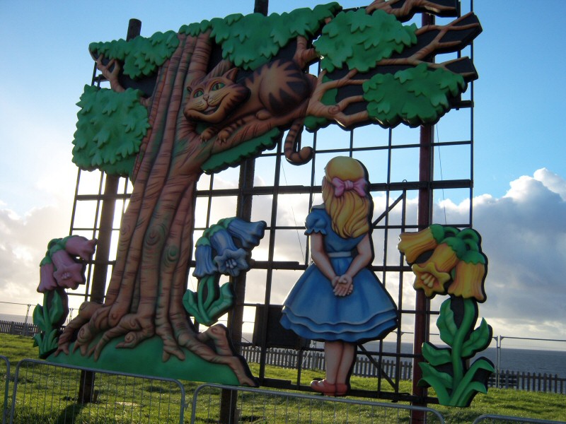 Photo - Alice in Wonderland with the Cheshire Cat - Alice in Wonderland 2006 - Blackpool Illuminations Gallery - © Sarah Myerscough