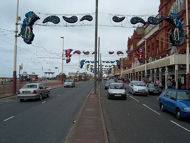 Photo - Decodance road features in position on Blackpool promenade in front of the Tower - Decodance 2007 - Blackpool Illuminations Gallery - © Sarah Myerscough