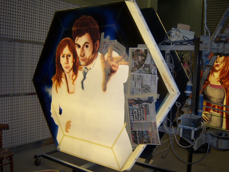 Photo - Dr Who and Donna Road Feature (3 of 9) - Faces completed - Dr Who 2008 - Blackpool Illuminations Gallery - © Sarah Myerscough