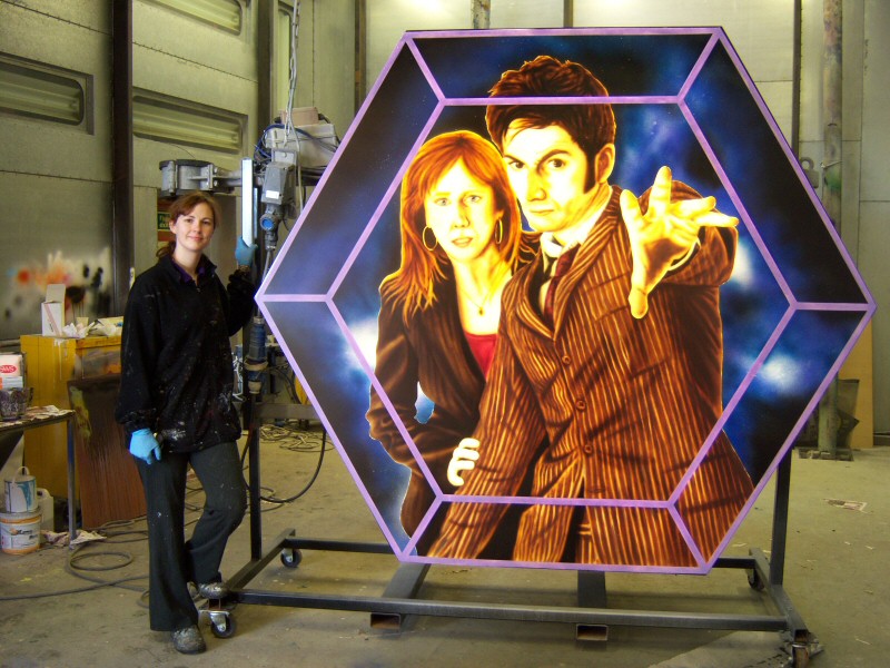 Photo - Dr Who and Donna Road Feature (9 of 9) - Sarah Myerscough (me) with finished product - Dr Who 2008 - Blackpool Illuminations Gallery - © Sarah Myerscough
