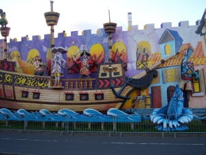 Link - Pirate Tableau 2006 (Blackpool Illuminations)