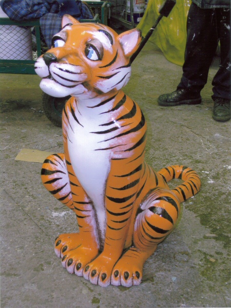 Photo - Tiger from Magic Mountain treated to a new coat - Various Repair and Repaint Jobs - Blackpool Pleasure Beach Gallery - © Sarah Myerscough